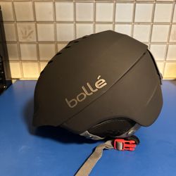 Bollé snowboarding / ski helmet - Medium (55-57 cm) - Black - With Carry Bag