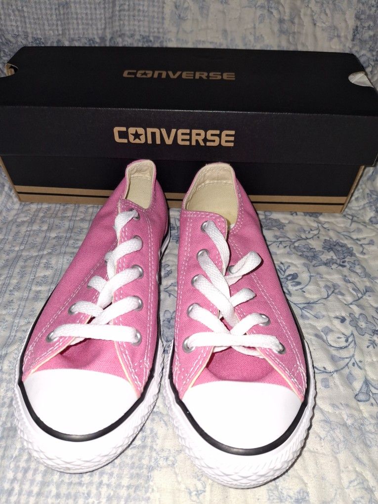 Girls Converse Shoes Size 1.5