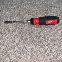 Milwaukee Multi bit Screwdriver