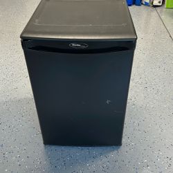 Refrigerator Small 