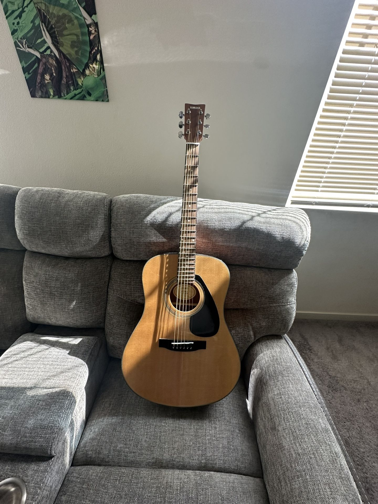 Yamaha Acoustic guitar