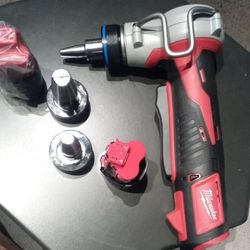 Milwaukee M12 PEX EXPANDER 