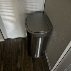 Stainless Steel Trash Can Auto Lid Gone ASAP 