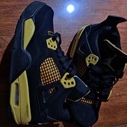 Air Jordan 4 