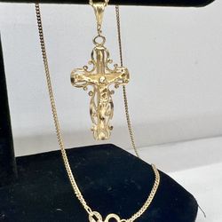 🎁 Sacred & Beautiful 14KT  Yellow Gold Crucifix Pendant Necklace