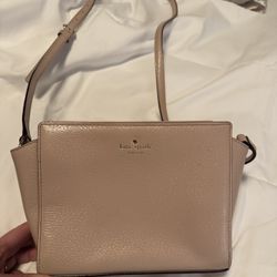 Kate spade crossbody beige purse 