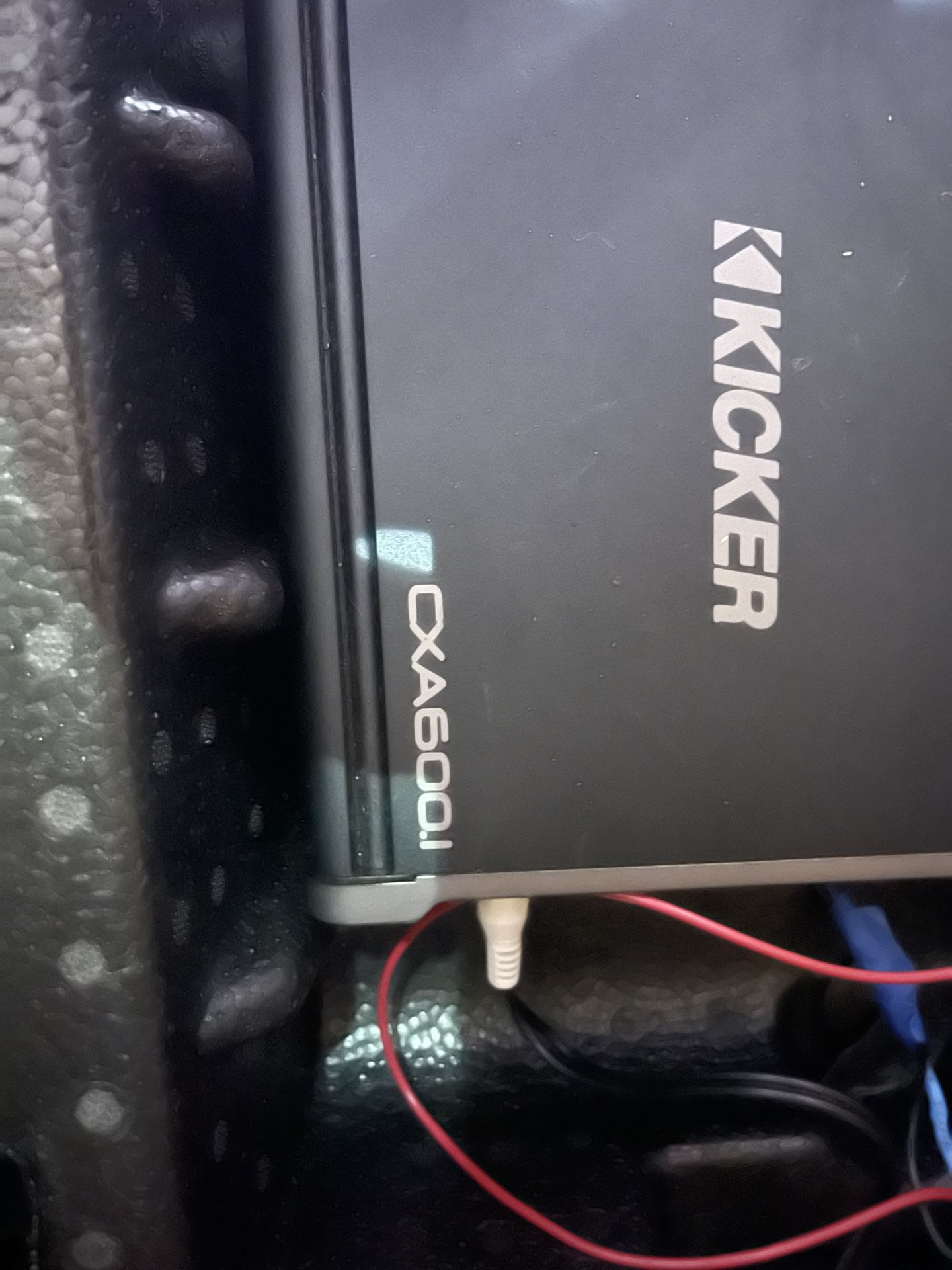 Kicker CXA600.1 Amplifier/ Kicker Subwoofer Enclosure for Sale in