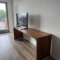 MUST GO 12/1 Double Desk Like New 