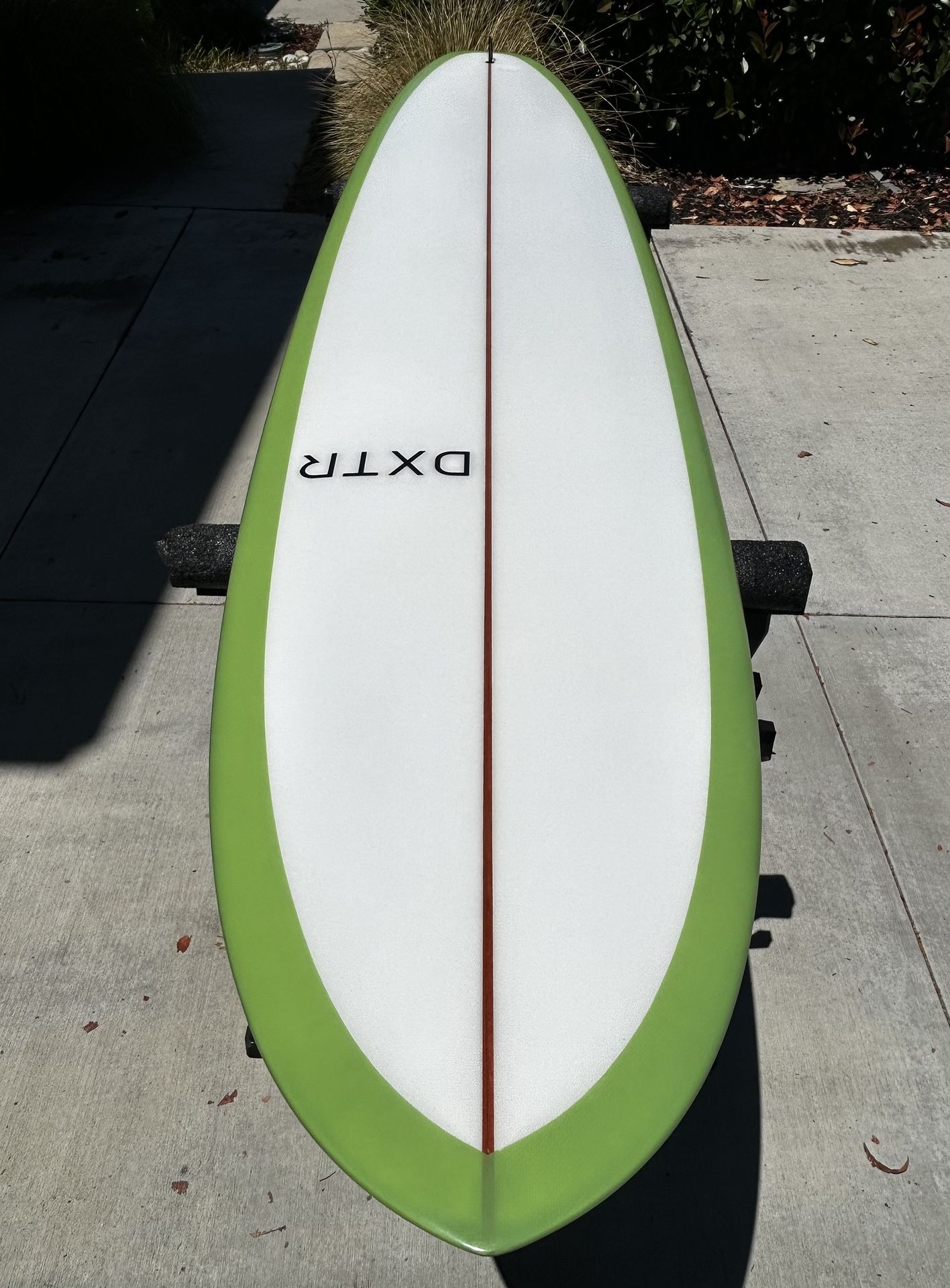 DXTR Longboard Surfboard