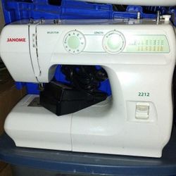 Janome Sewing Machine Awesome Used 3 Times