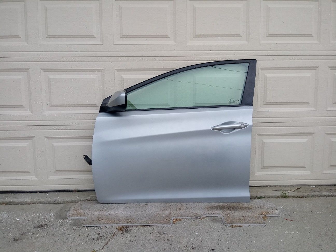 2011 2012 2013 2014 2015 2016 Hyundai Elantra sedan Driver side front ...