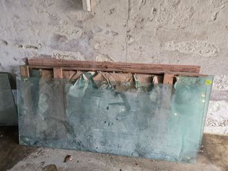 Free - Large Heavy Glass Panels - approx 4' x 8'