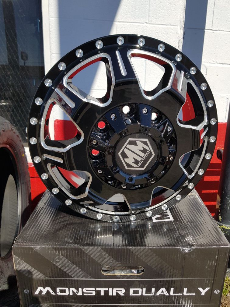 17" Chevy &dodge dually wheels finance available $39 down