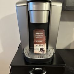 Keurig Coffee Maker Elite Single Serve 