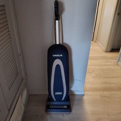 Oreck XL Vacuum Cleaner