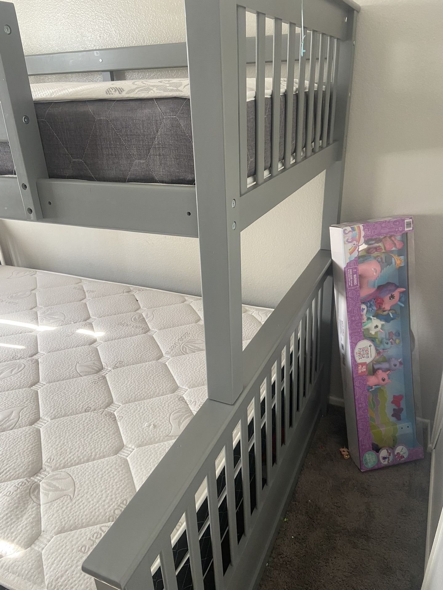 Bunk Beds Top Twin Bottom Full
