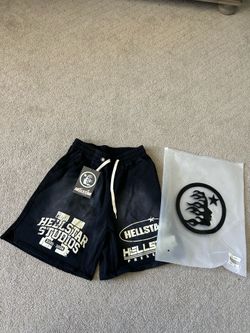 Hellstar productions black and white size large