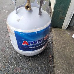  Empty Propane Tank  Pls Read Description  I Won't Reply To Someone Asking  About Something I already Said 