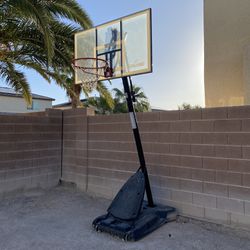Spalding 54 Basketball Hoop System 