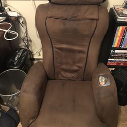 iJoy Massage Chair Brown Preowned