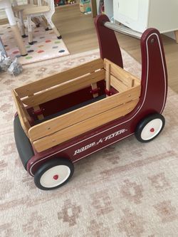 Radio Flyer Classic Walker Wagon