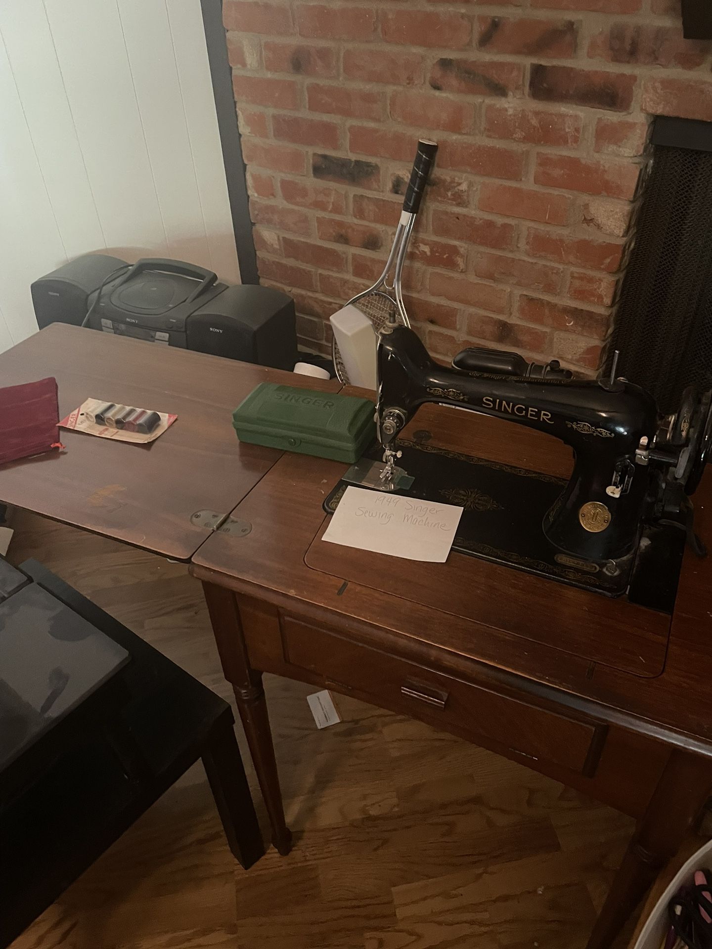 1948 Singer Sewing Machine