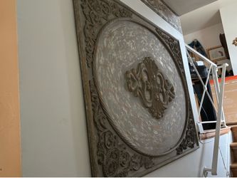 Entire family room (Pay what you can)