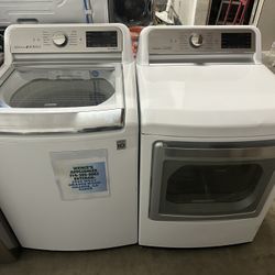 LG Washer And Gas Dryer Set