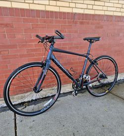 Specialized Sirrus COMP Hybrid Bike