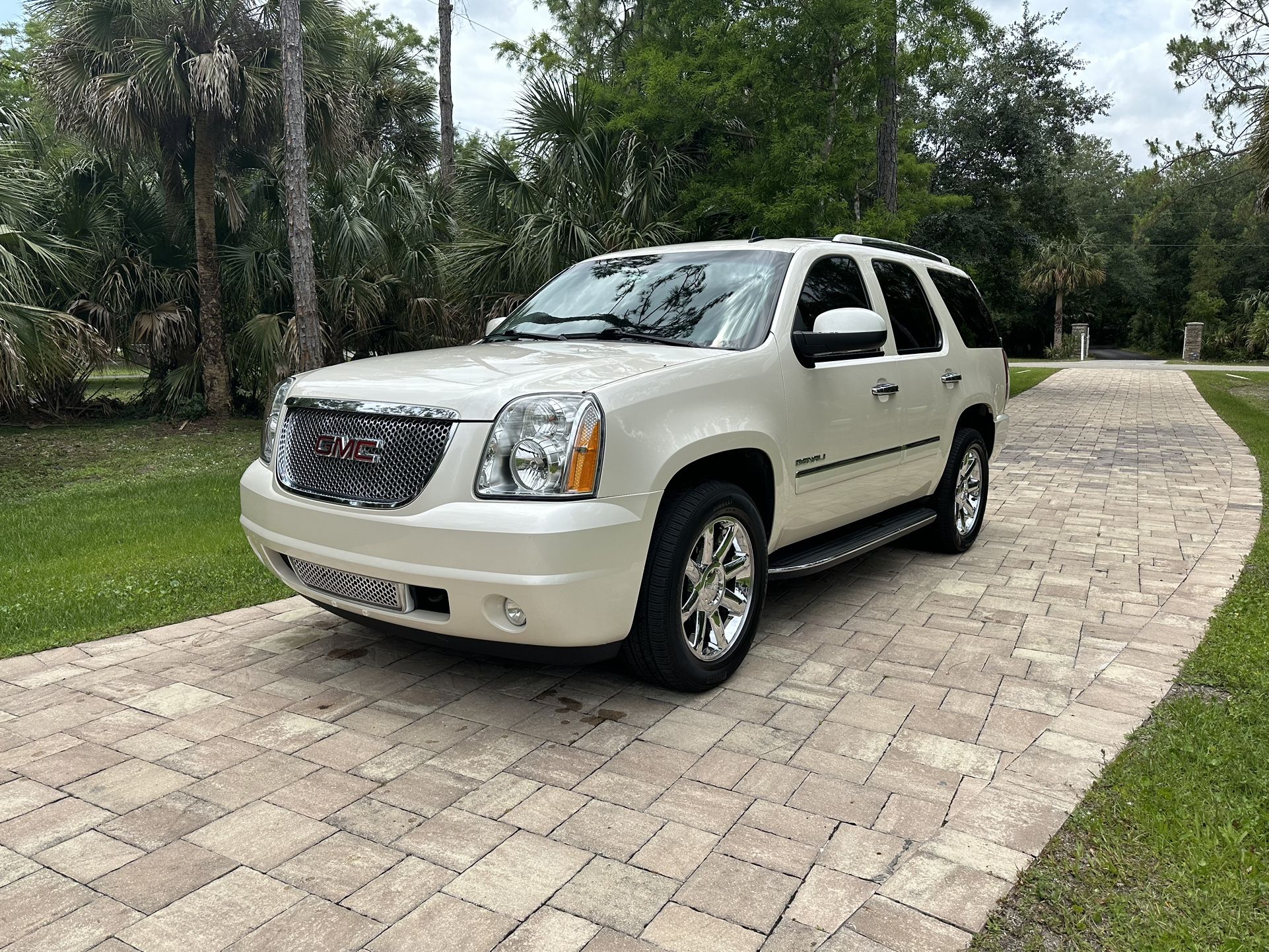 2013 GMC Yukon Denali