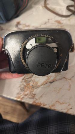 Vintage Petri 7s Camera