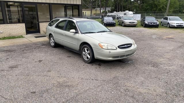 2003 Ford Taurus