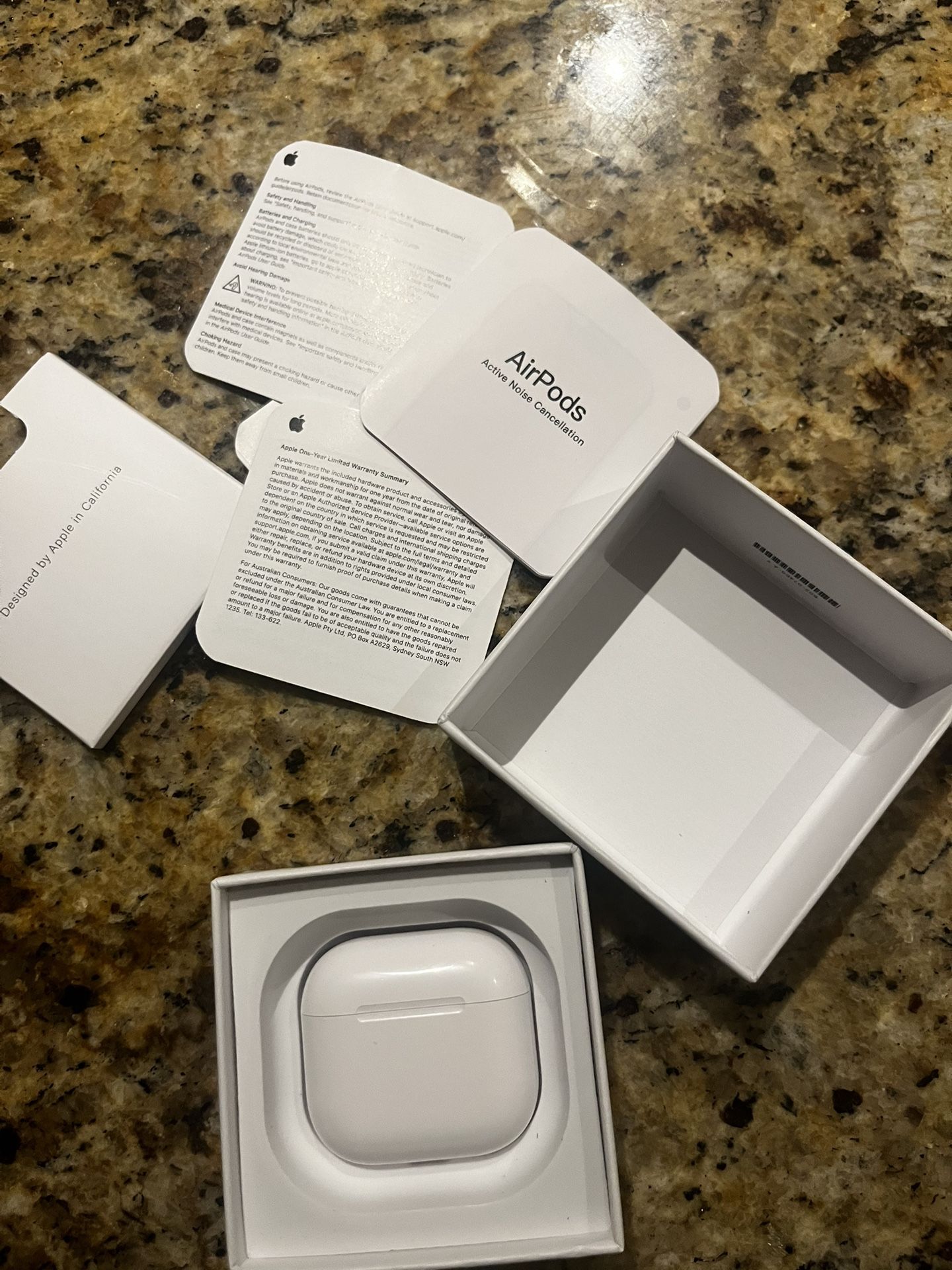Apple AirPods – Opened Once for Testing"