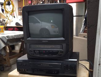 9" Orion retro tv CRT with Sony VHS player