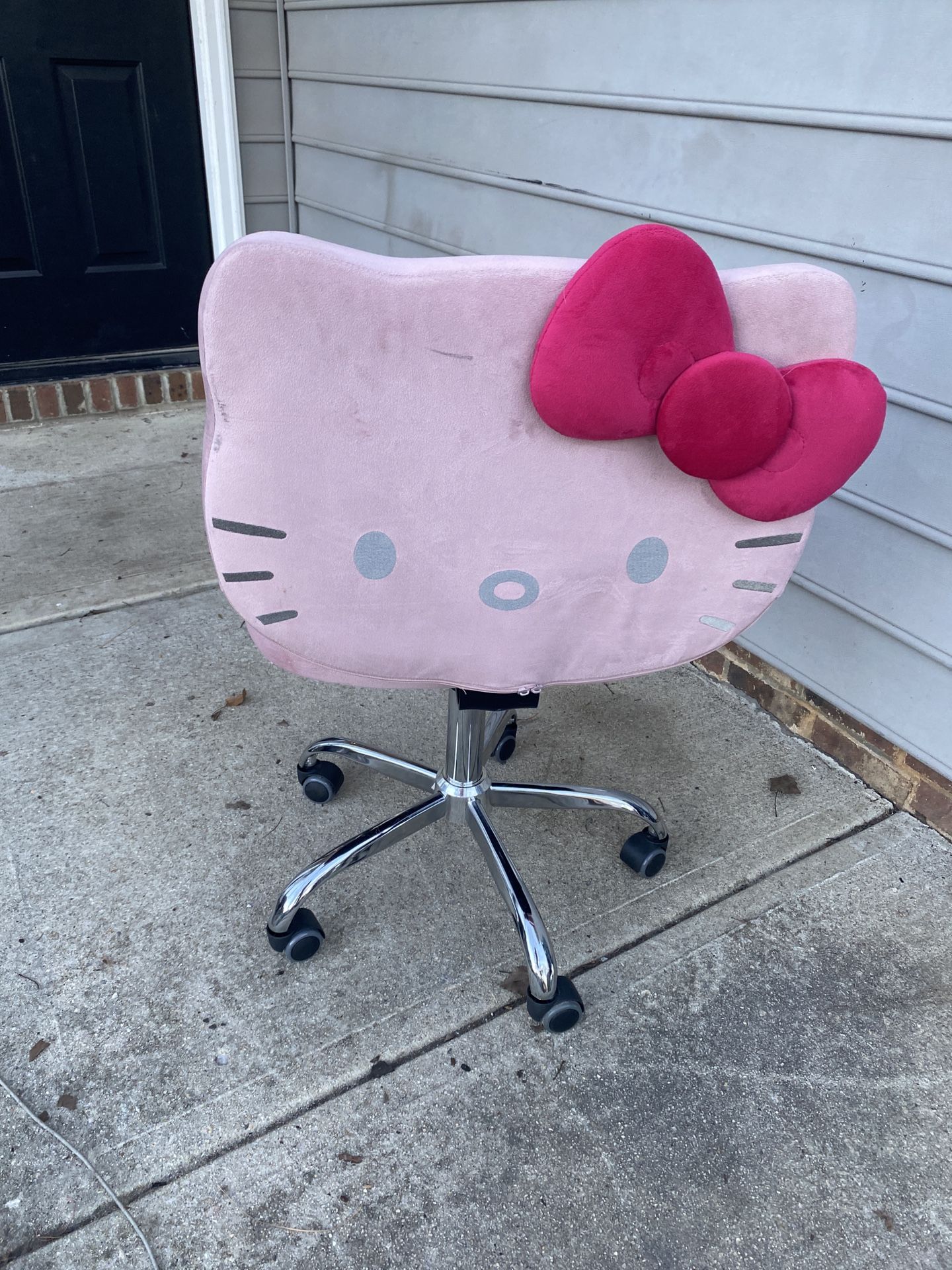 Soft&Cute Pink Hello Kitty Swivel Chair W/wheels