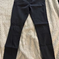 Black skinny jeans