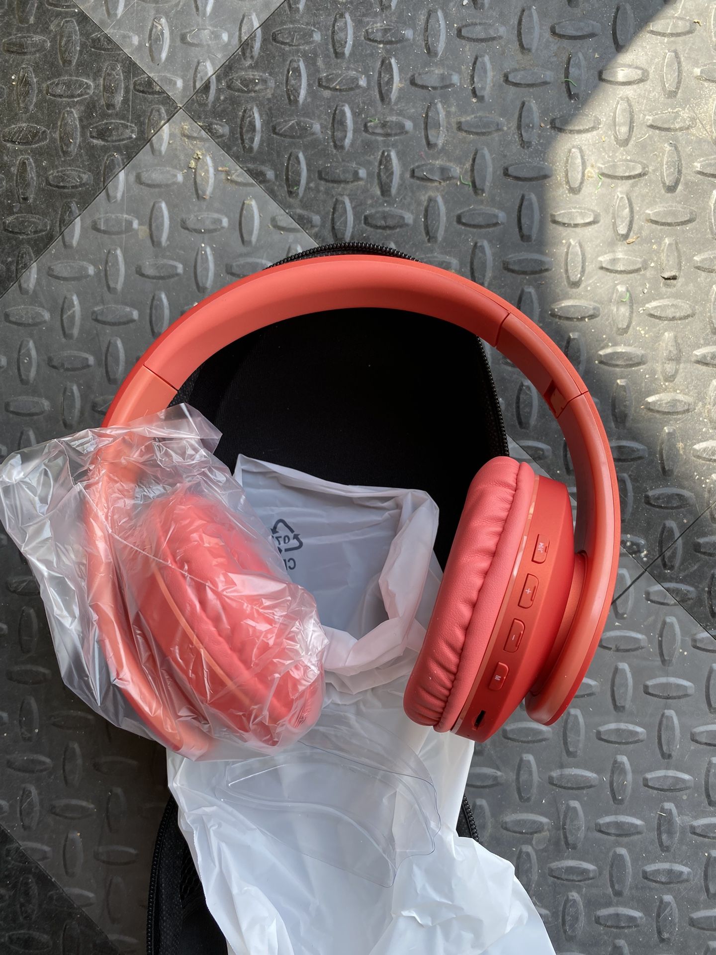 Tuinyo Bluetooth Headphones W/mic-Multiple Sets