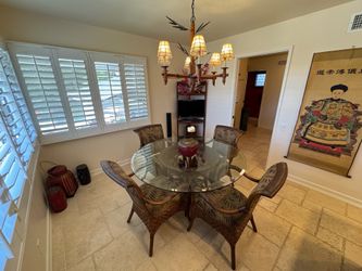 Glass breakfast table and chairs