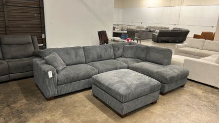 Sectional Sofa - Delivery/Financing Available