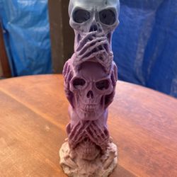 3 Skulls