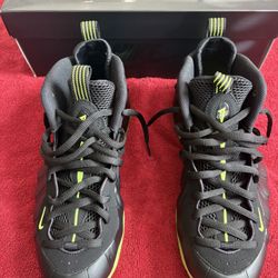 Nike Air Foamposite One Black Volt 