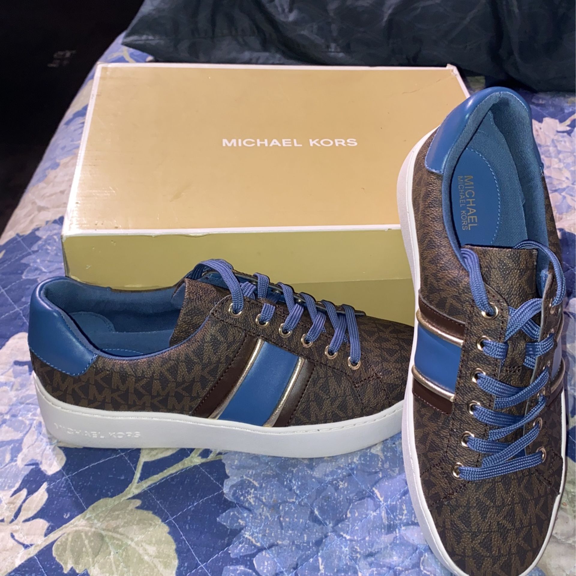 Micheal Jots Poppy Stripe Lace Up