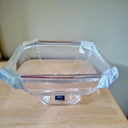 "MIKASA
Neo Classic- Lead Crystal Footed Centerpiece Bowl"

