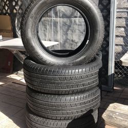 General Grabber 275/60R20 Set Of (4) Tires