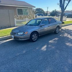 2000 Toyota Camry