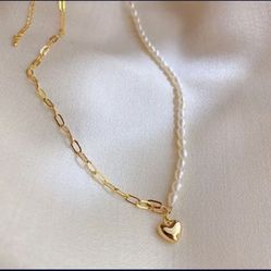 Gold Heart Pearl Necklace