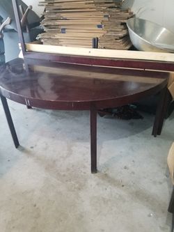 71 1/2 Ft X 3ft Half Circle Table