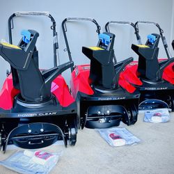 Brand new tori 18 in. Power Clear® 518 ZE Electric Start Gas Snowblower 