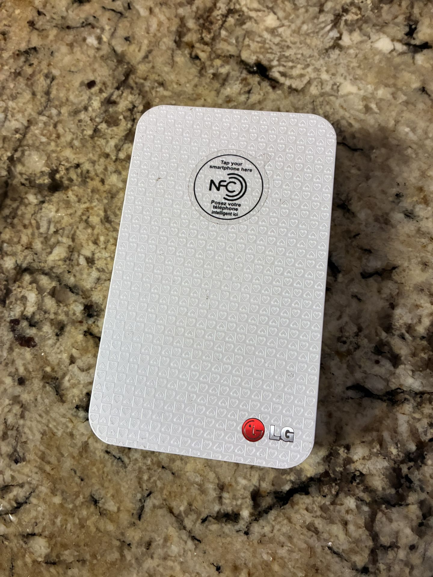 LG PD233 Pocket Photo Printer 
