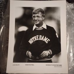 Lou Holtz Notre Dame College Football Coach 8x10 Glossy Black and White Photo Vintage Collectible